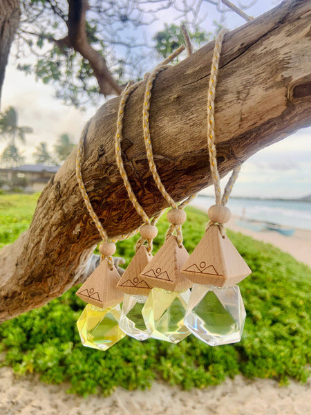 Twin Islands Car Diffuser: Tahitian Gardenia