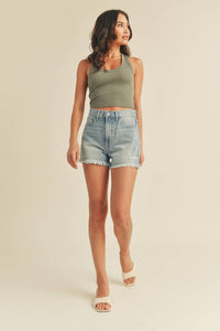 Light Wash Distressed Short