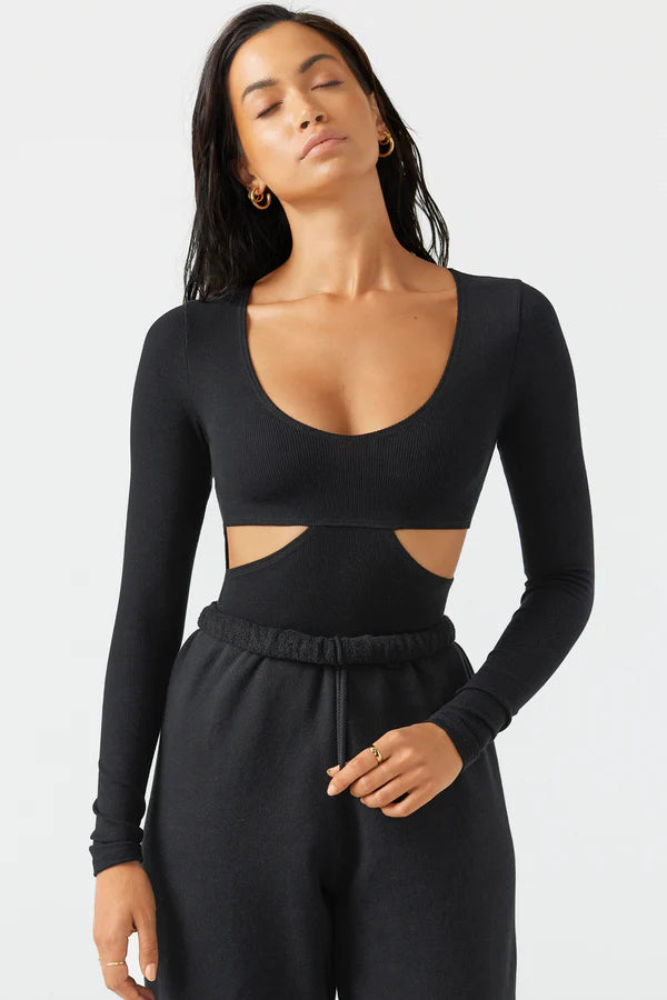 Fitted Cutout L/S Black Top